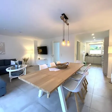 'achterdeck' Moderne & Hochwertige Hausscheibe In Sackgassenlage! * Westerholz