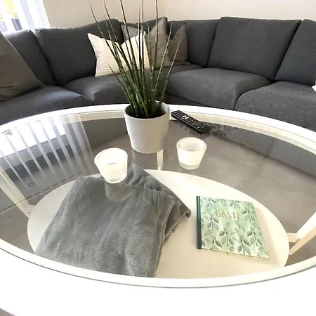 Hébergement de vacances 'achterdeck' Moderne & Hochwertige Hausscheibe In Sackgassenlage!