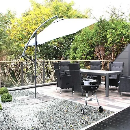 'achterdeck' Moderne & Hochwertige Hausscheibe In Sackgassenlage! *