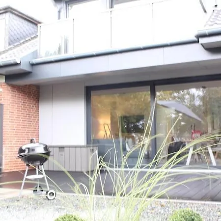 'achterdeck' Moderne & Hochwertige Hausscheibe In Sackgassenlage!